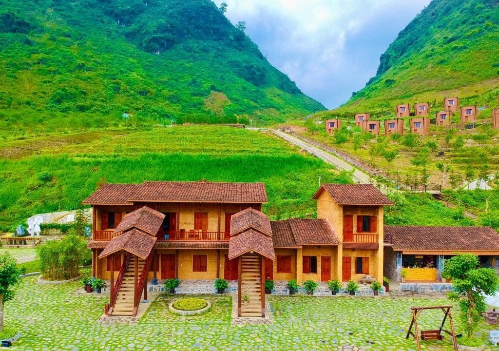 Hmong Resort