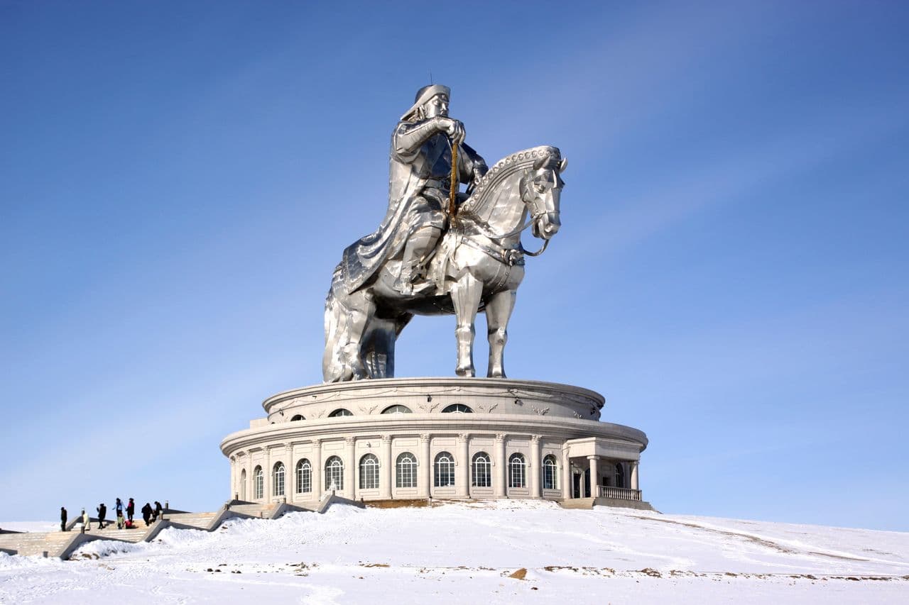 Statue équestre de Gengis Khan