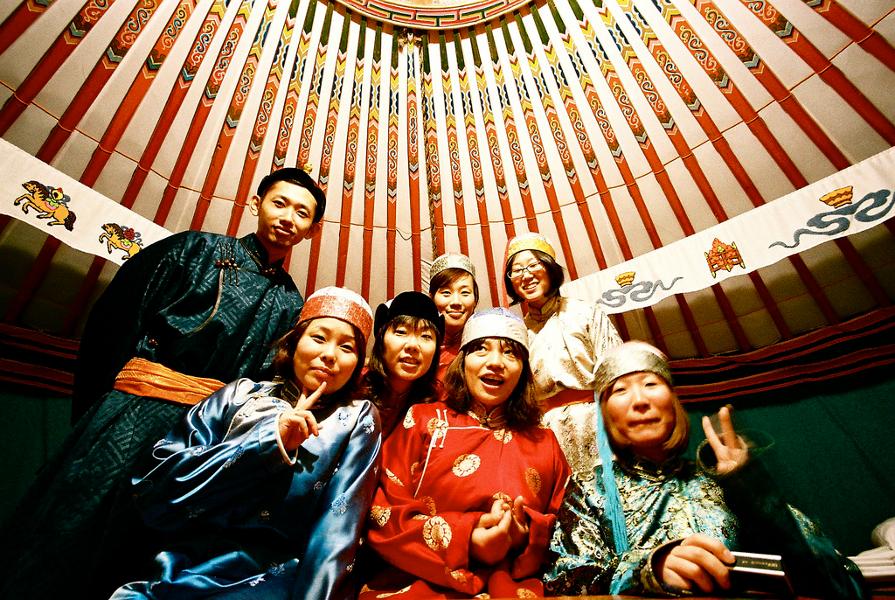 Les vêtements traditionnels de Mongolie